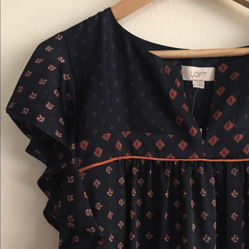 Loft silky flutter sleeve shell xs